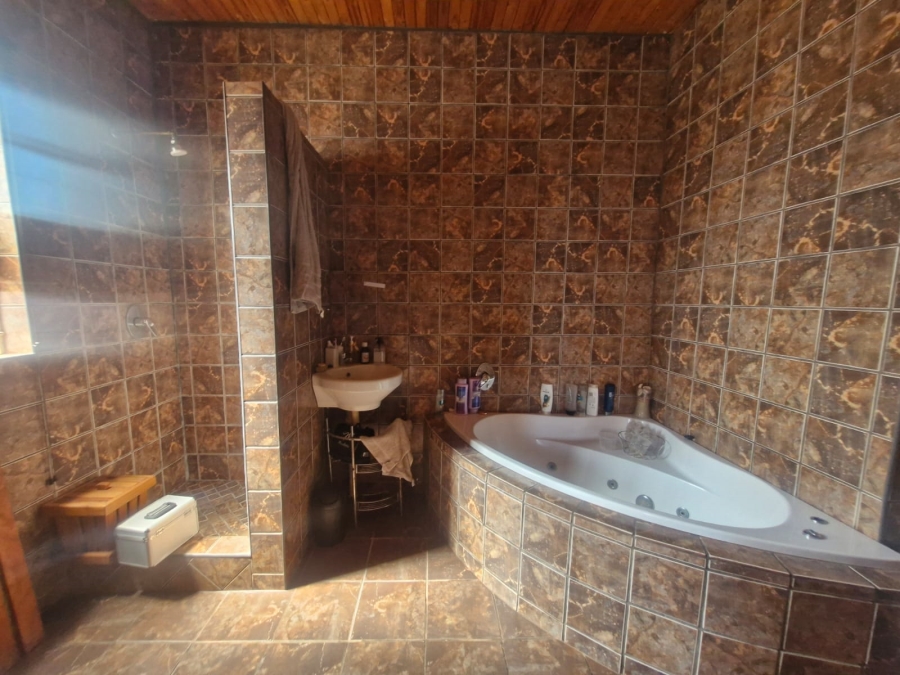10 Bedroom Property for Sale in Kathu Northern Cape